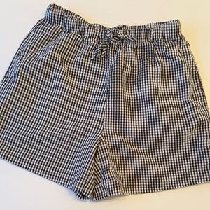 Wilfred Checkered Black and White Shorts